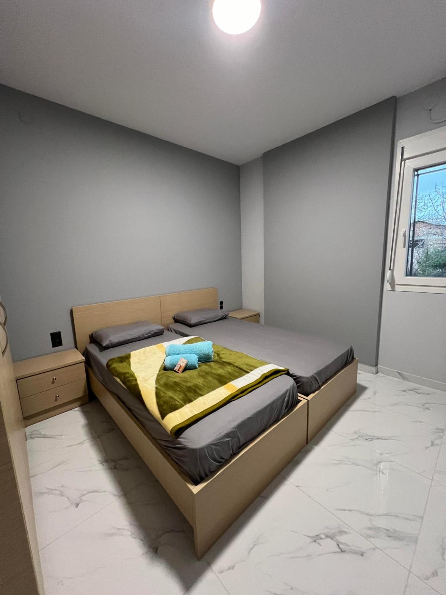 Apartments Коринос Екстериор снимка